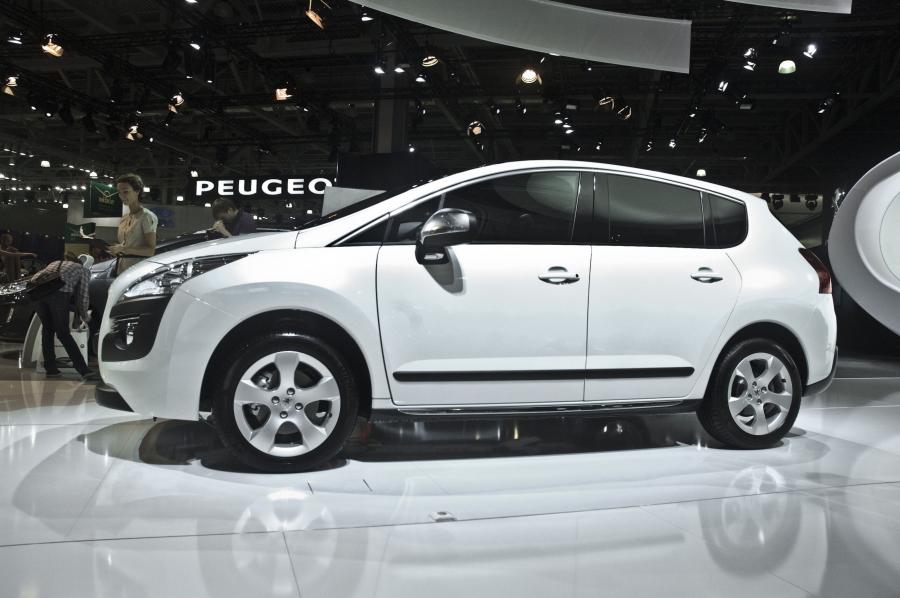  Peugeot 3008 2010 года  (фото 66 из 148)